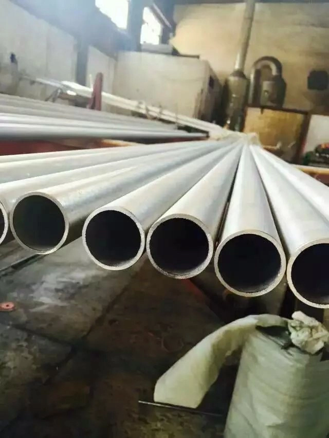 6061 7075 1100 1050 1060 1070 2024 2017 Ld10 3003 5005 5754 5052 Aluminum Pipe Alu Tube for Building