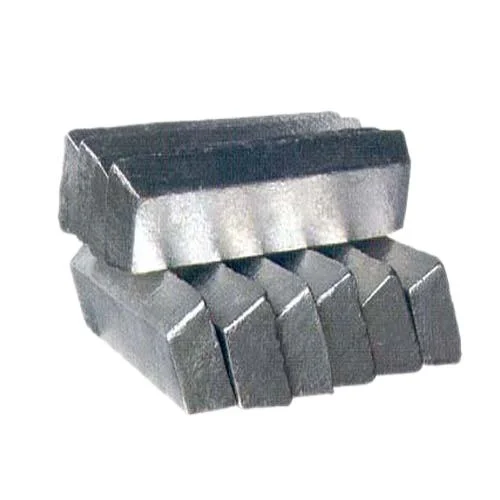 Слиток магния чистотой 99,9% для производства алюминиевых сплавов.